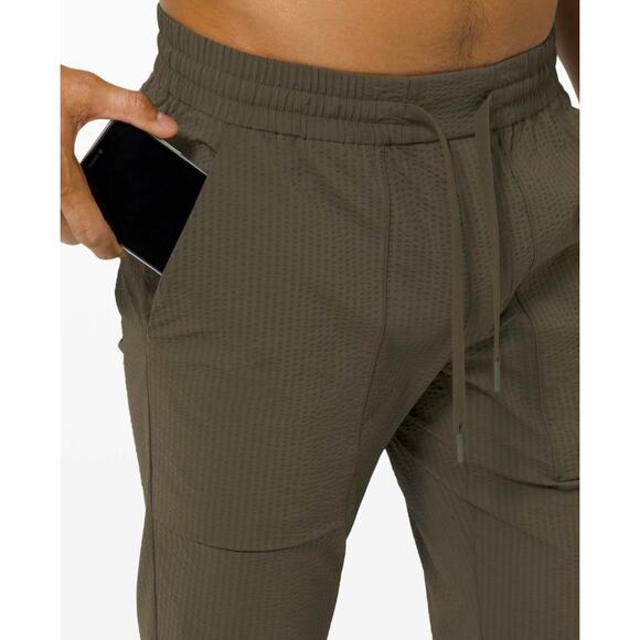 Lululemon Bowline Pant Dark Olive Men’s XL Casual Athletic Outdoors Sporty - Picture 4 of 13